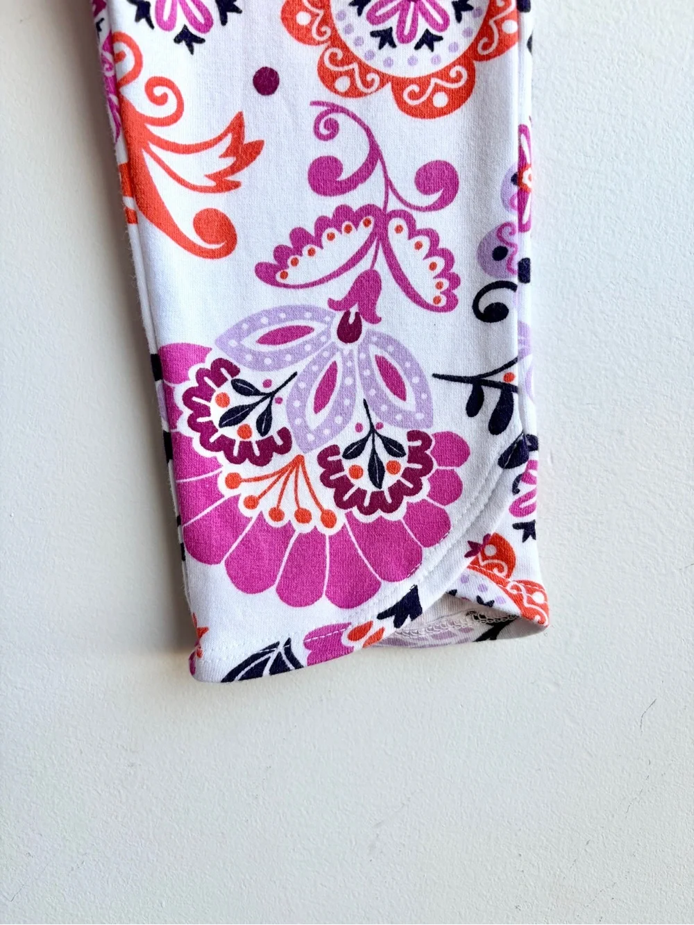 Bundle of 2 pc Gymboree Girls Paisley Leggings and Pink Floral Embroidered Skort